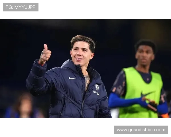 勒沃库森官方确认中场核心费尔南德斯左膝韧带受伤,预计休战两个月